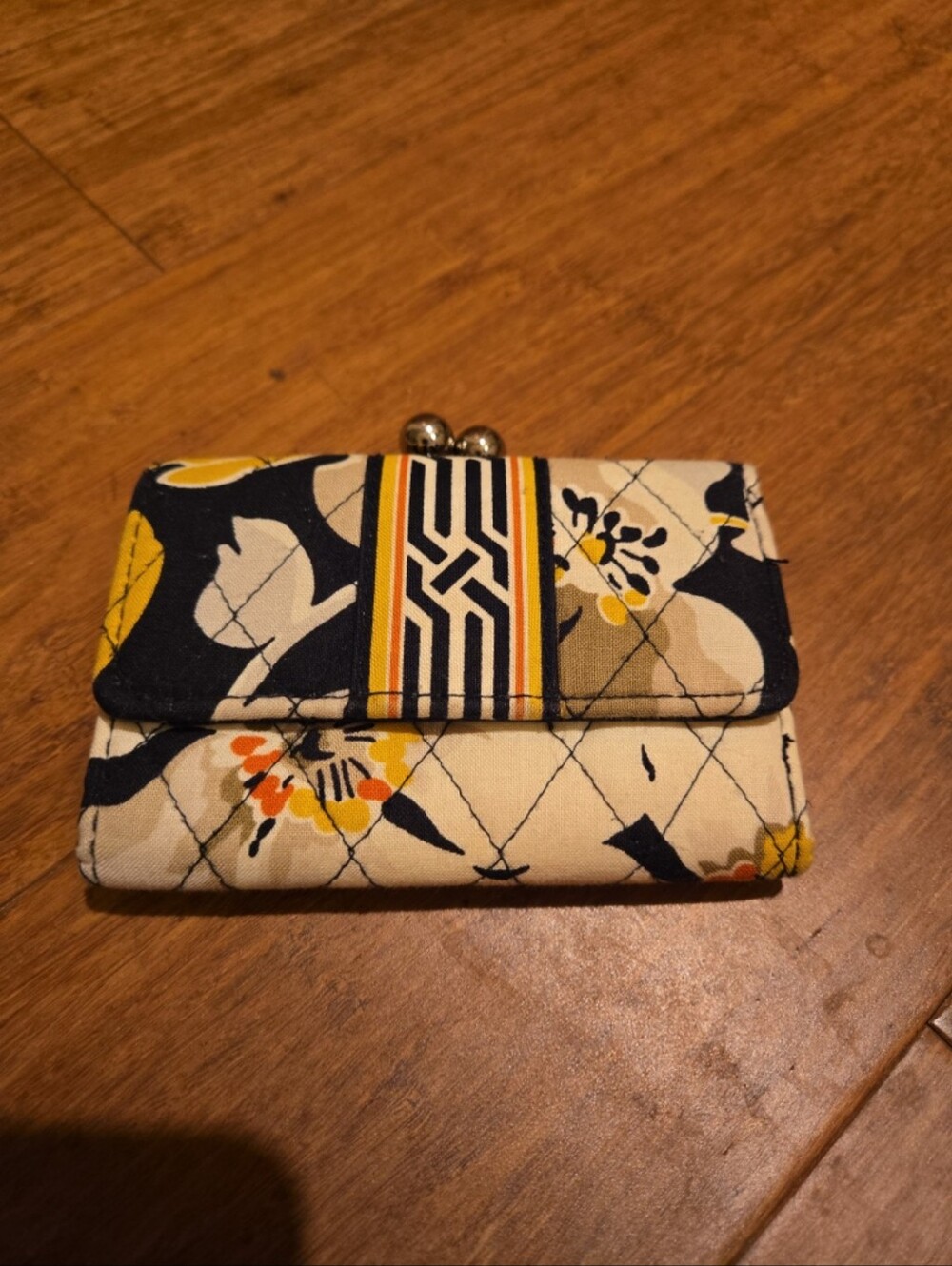 Vera Bradley Bi Fold Coin Purse Go Wild